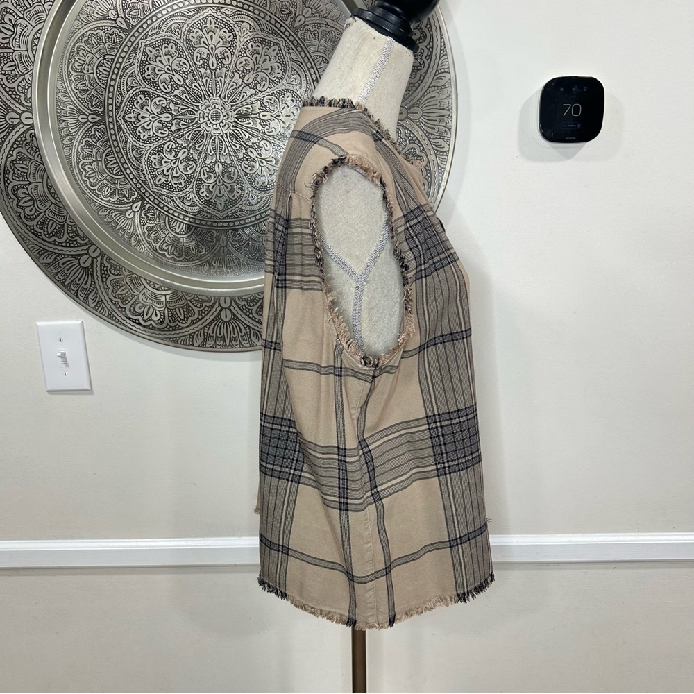 Raquel Allegra sleeveless plaid top with fringe trim - Size 2 / M - Picture 8 of 10